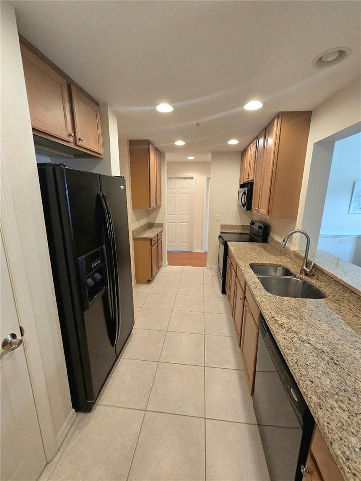 4005 Overture Cir #4005 - Photo 6 of 15