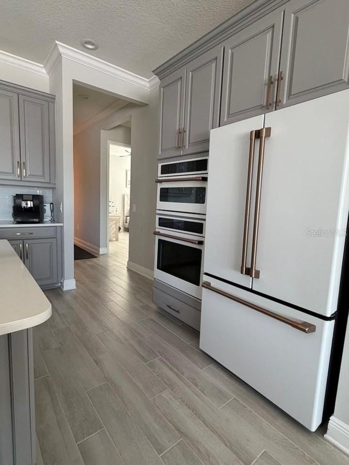 18817 Valleta Ave - Photo 5 of 25