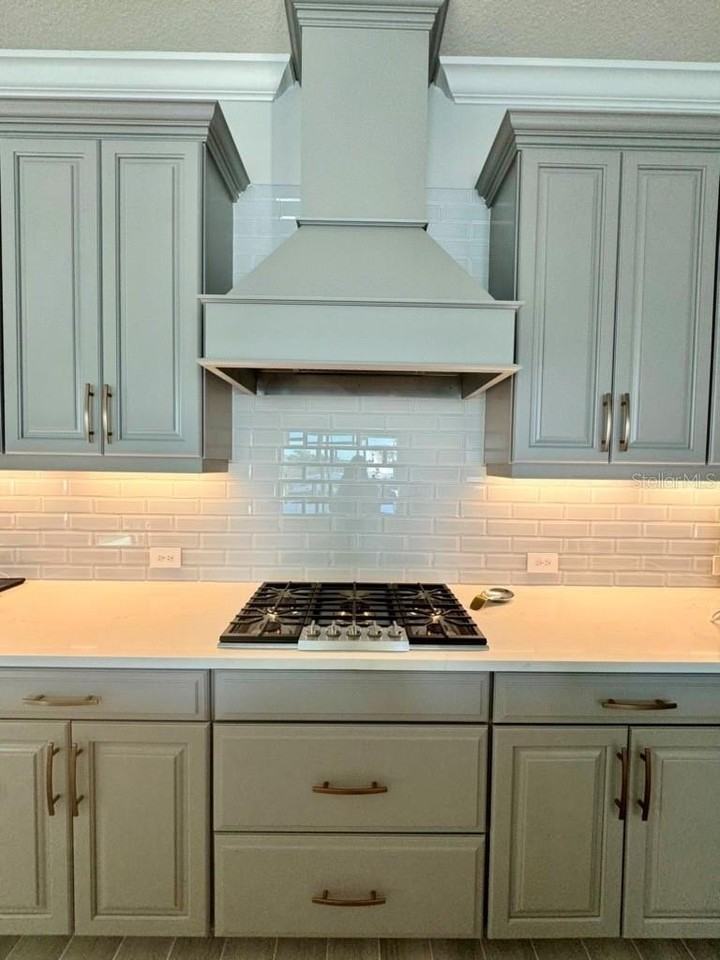 18817 Valleta Ave - Photo 6 of 25