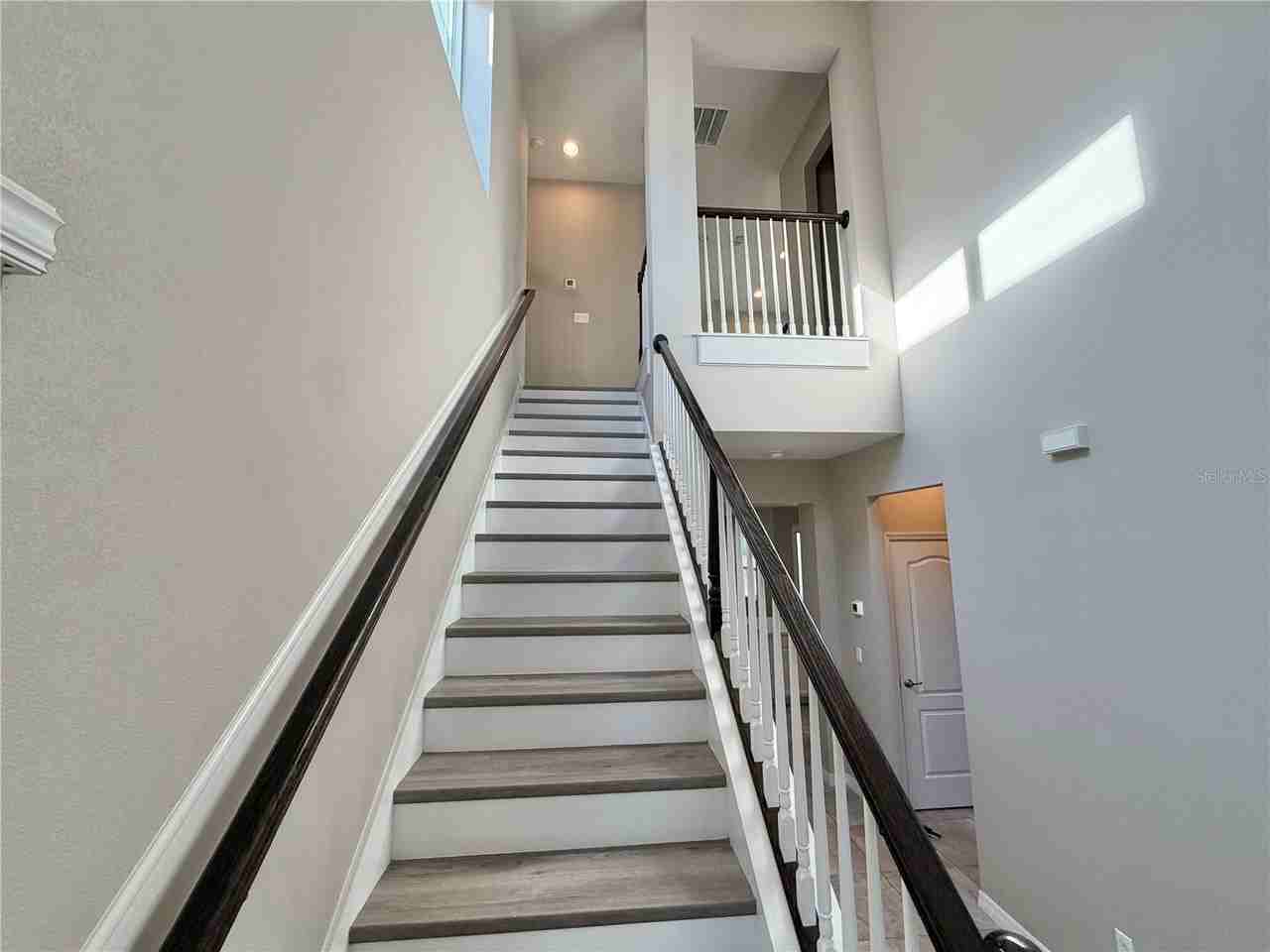 15060 Andrew Aly - Photo 4 of 33