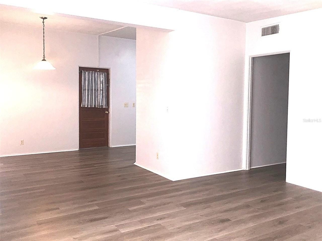 905 Cherokee Cir - Photo 3 of 15