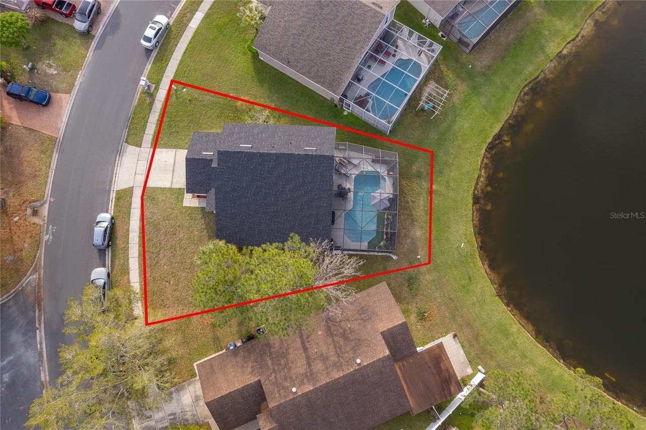 3007 Stillwater Dr - Photo 7 of 35