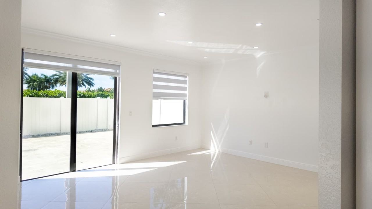 W 88th St - Photo 3 of 8