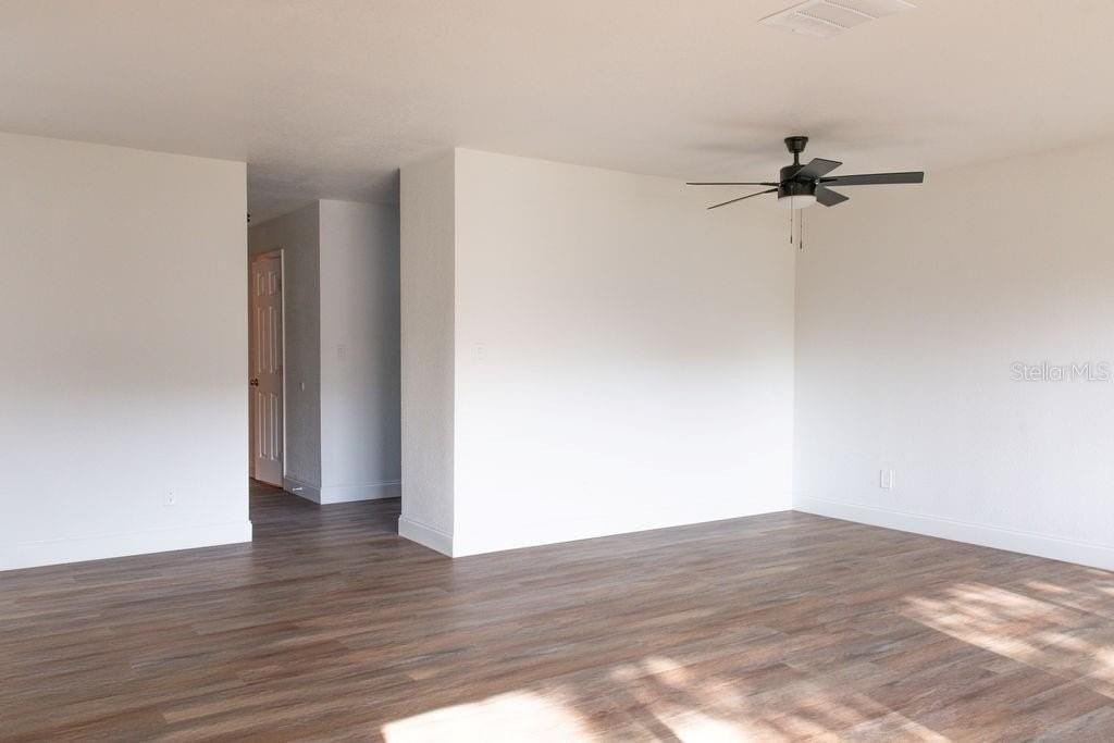 6813 S Himes Ave - Photo 4 of 18