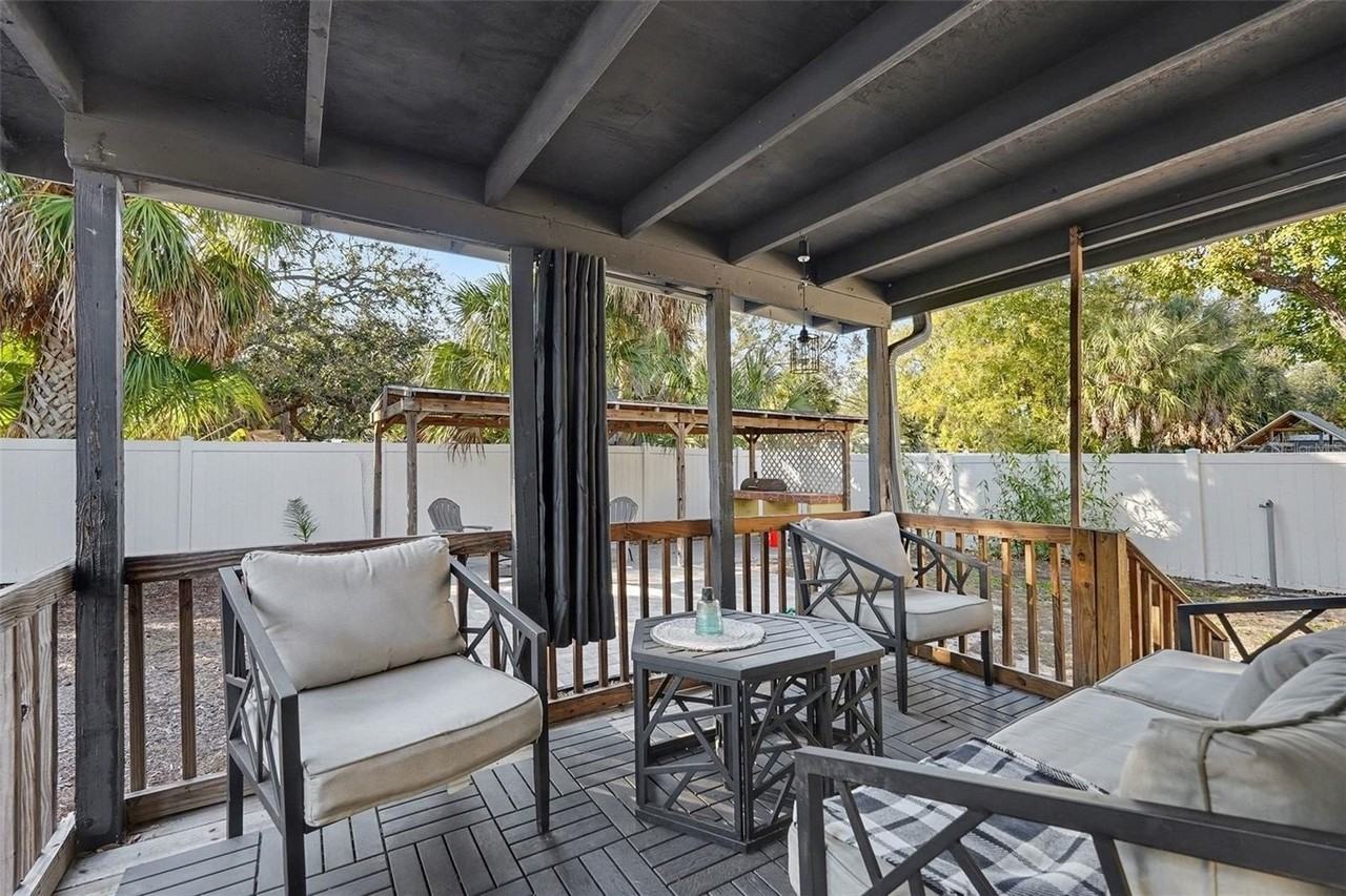 6305 S Macdill Ave - Photo 4 of 26