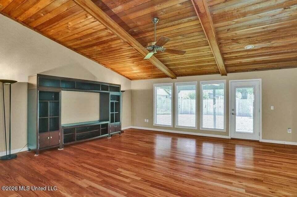 1011 Mcdale Ln - Photo 3 of 19