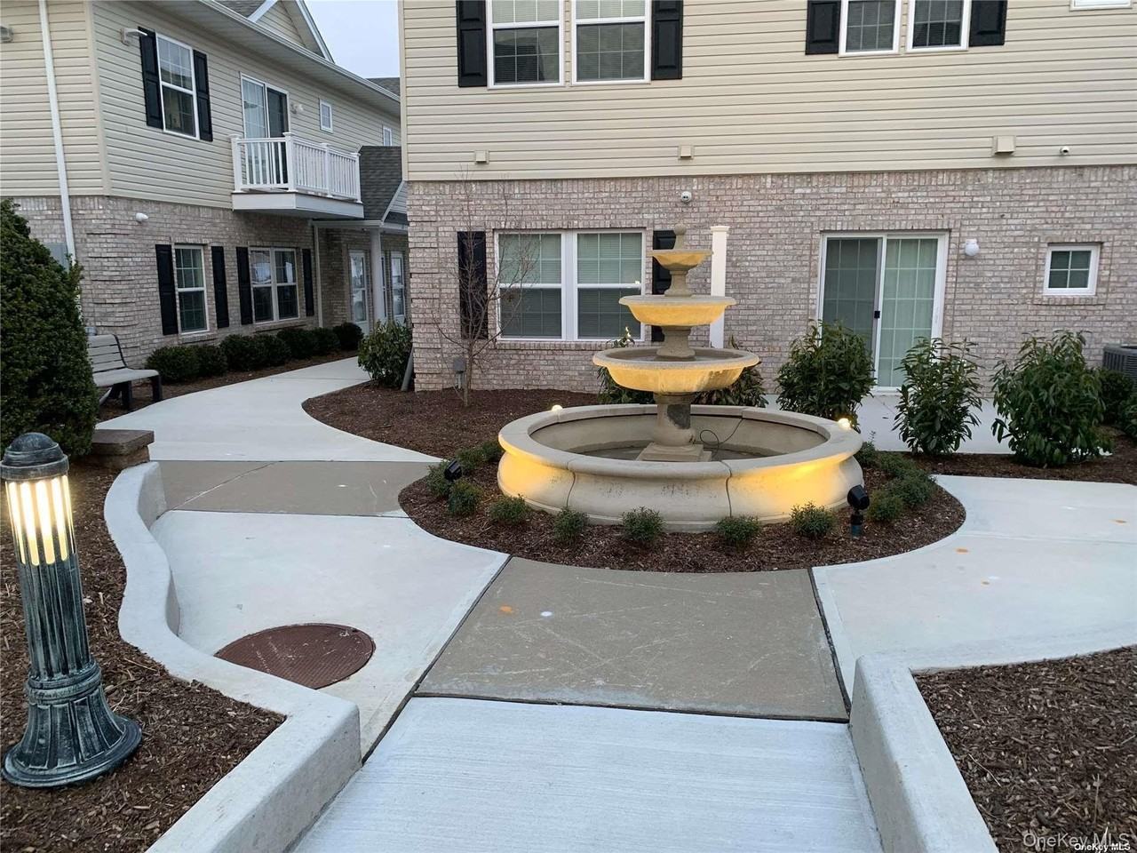 594 W Montauk Hwy - Photo 2 of 11