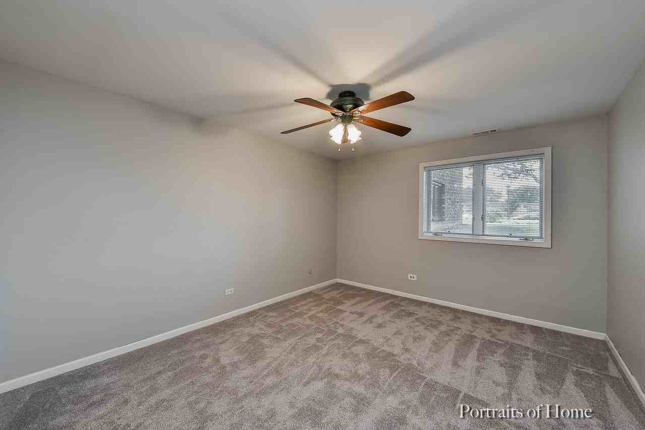 1462 Stonebridge Cir Apt F4 - Photo 7 of 12