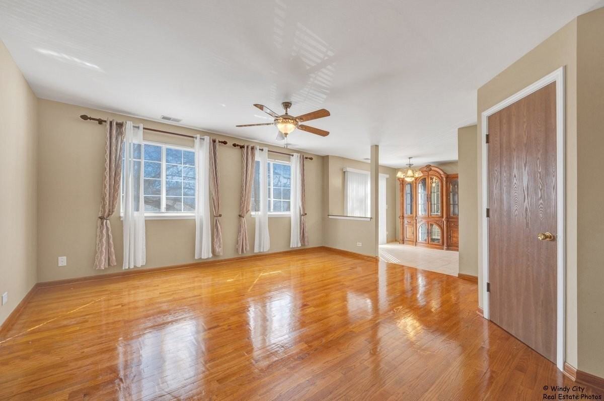 1346 S Lorraine Rd Apt E - Photo 5 of 15