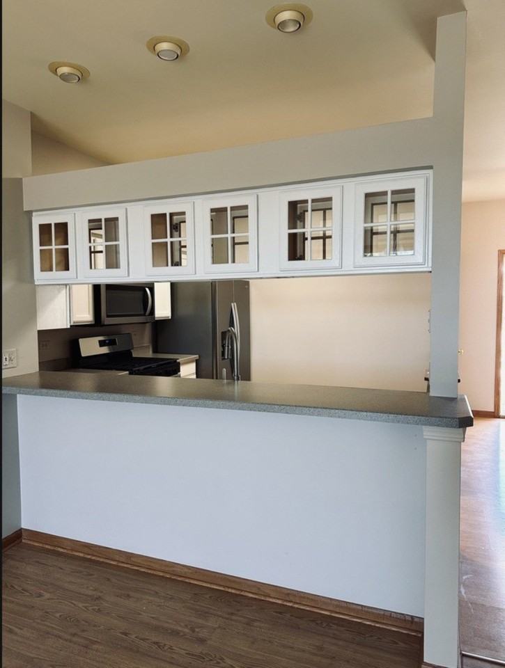 709 Blossom Ct Unit 709 - Photo 6 of 16