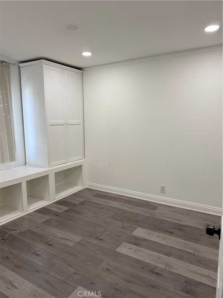 9422 Krepp Dr - Photo 6 of 12