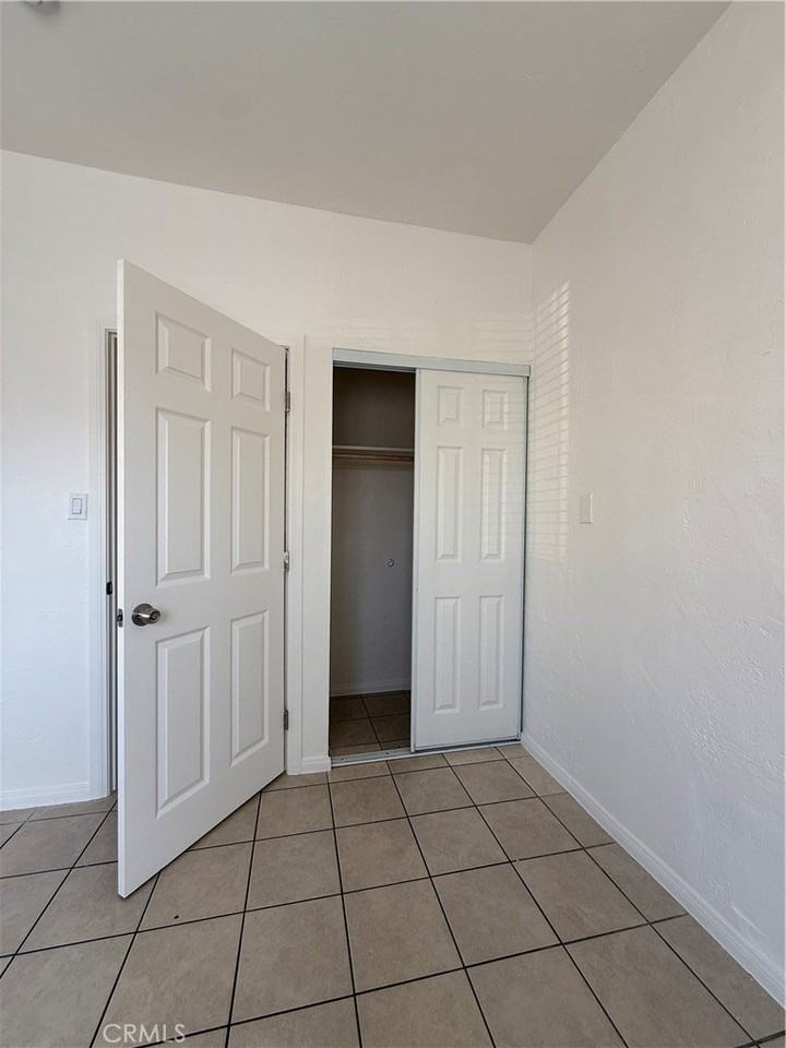 2012 E 7th St #A - Photo 7 of 16