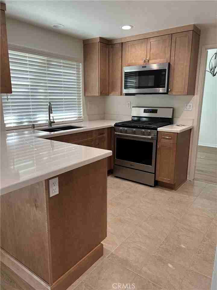 2126 Deer Springs Ln - Photo 6 of 20