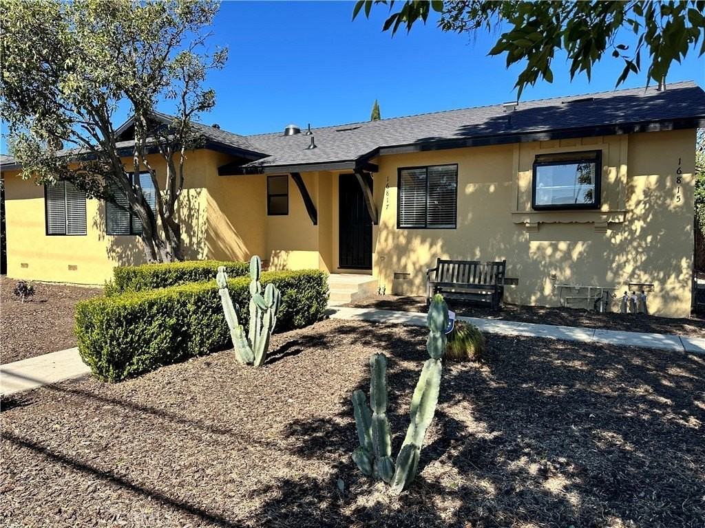 16817 San Fernando Mission Blvd - Photo 4 of 39