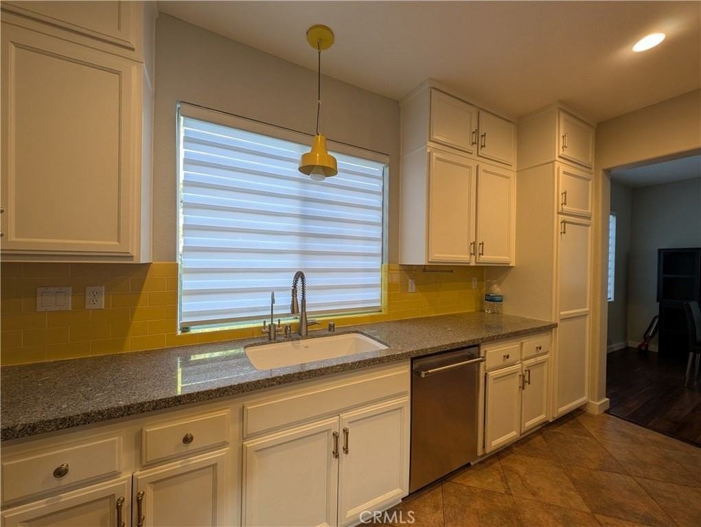 30802 Bayonne Ct - Photo 5 of 18