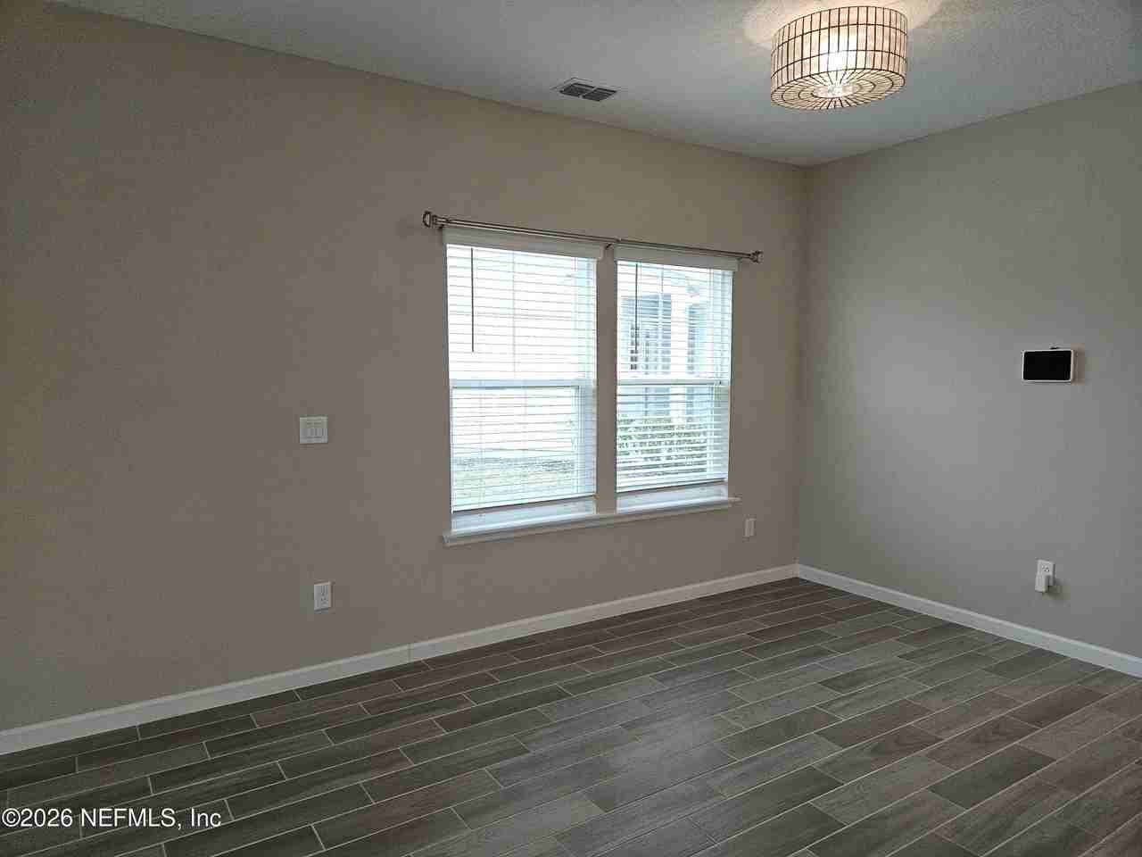 10330 Alder Creek Ln - Photo 7 of 33