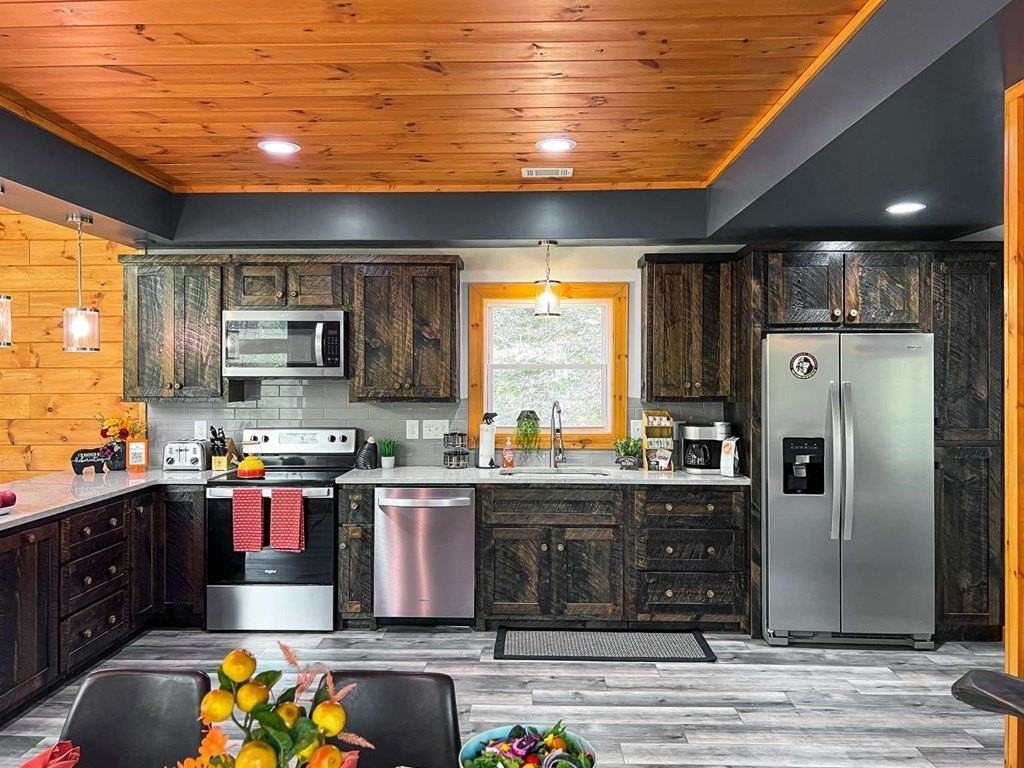 7 Addle Ct - Photo 6 of 20