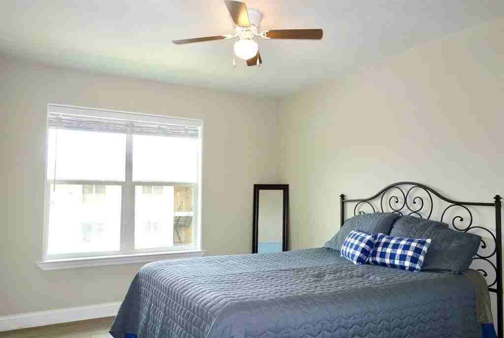 1212 Glen Garden Dr - Photo 5 of 10