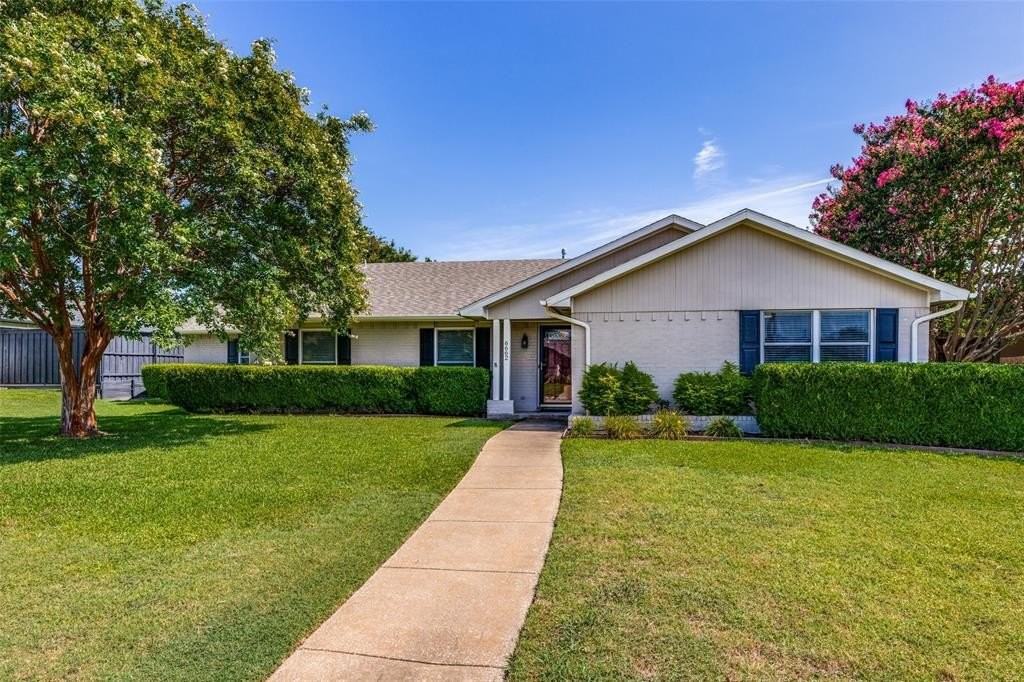 6662 Roundrock Rd - Photo 2 of 23