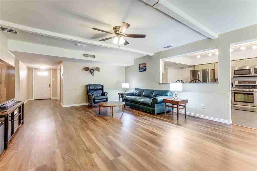 6662 Roundrock Rd - Photo 7 of 23