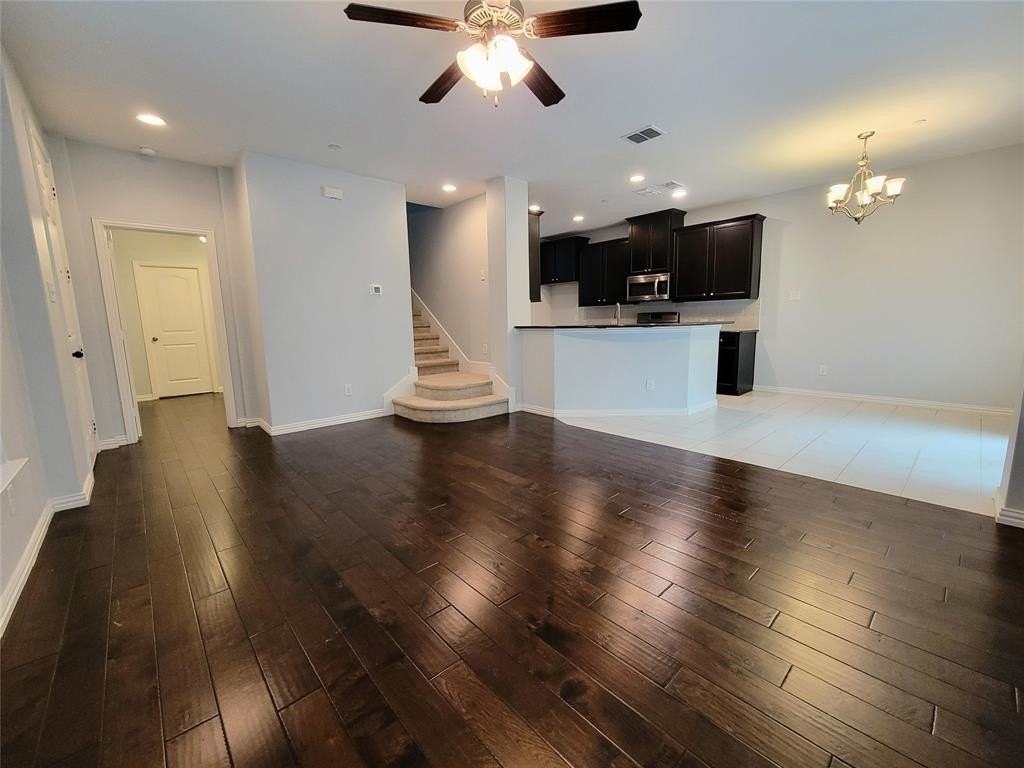 4817 Bridgewater St - Photo 2 of 25