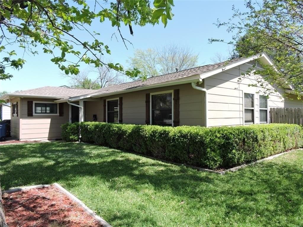 12238 Oberlin Dr - Photo 2 of 29