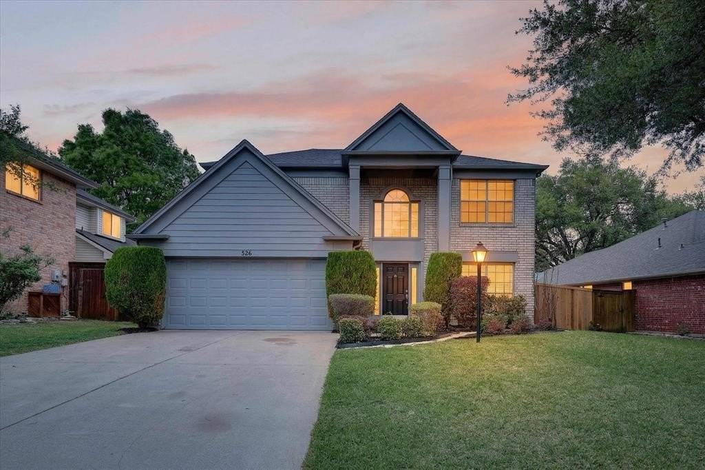 526 Newberry St - Photo 2 of 38