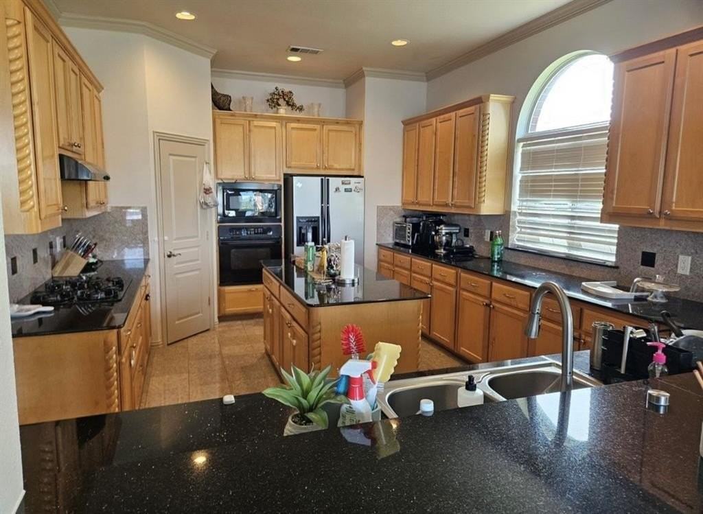 2905 Pottery Trl - Photo 5 of 12