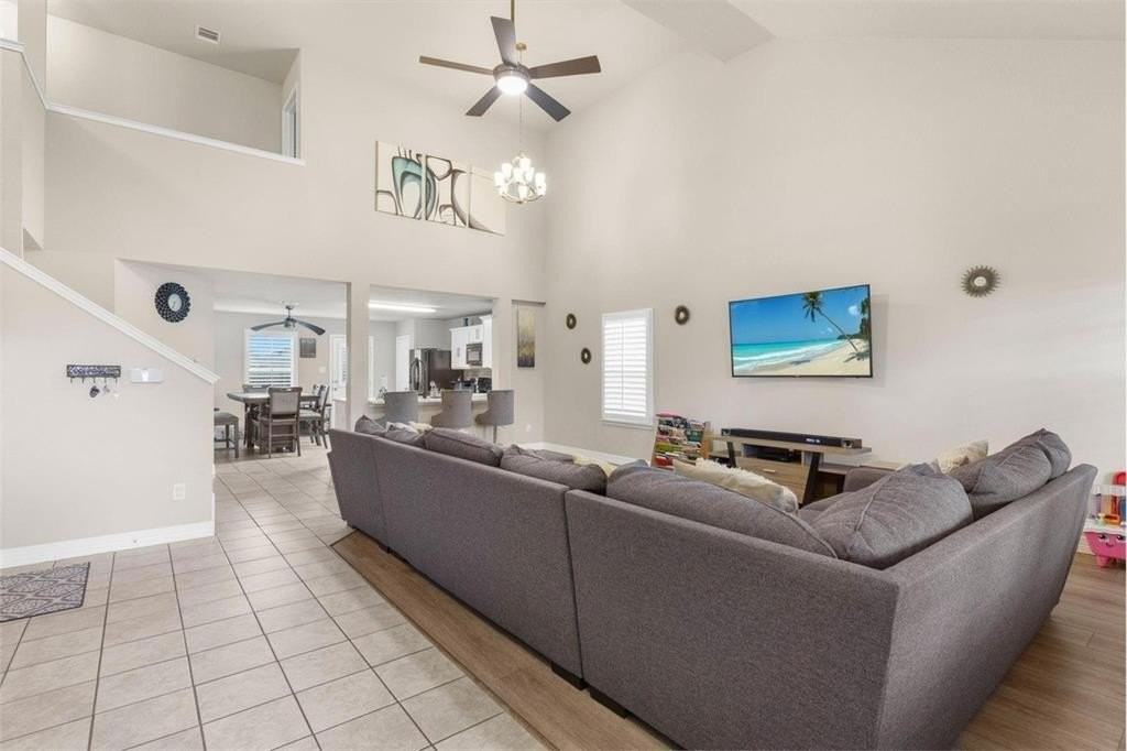 222 Park Ave - Photo 2 of 20