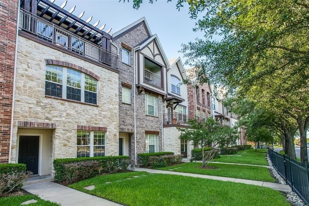 1600 Abrams Rd #8 - Photo 3 of 26