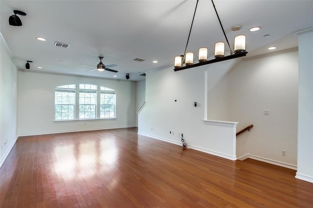 1600 Abrams Rd #8 - Photo 7 of 26