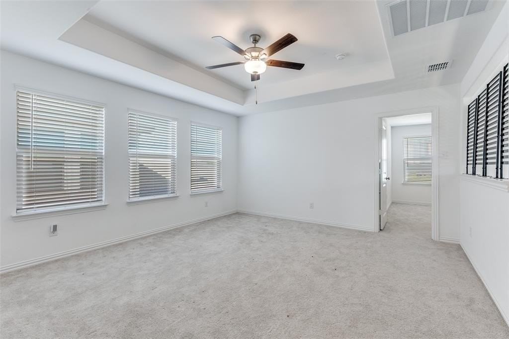 10041 Elkhorn Dr - Photo 6 of 15