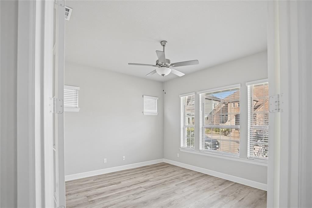 1621 Rose Willow Way - Photo 6 of 37