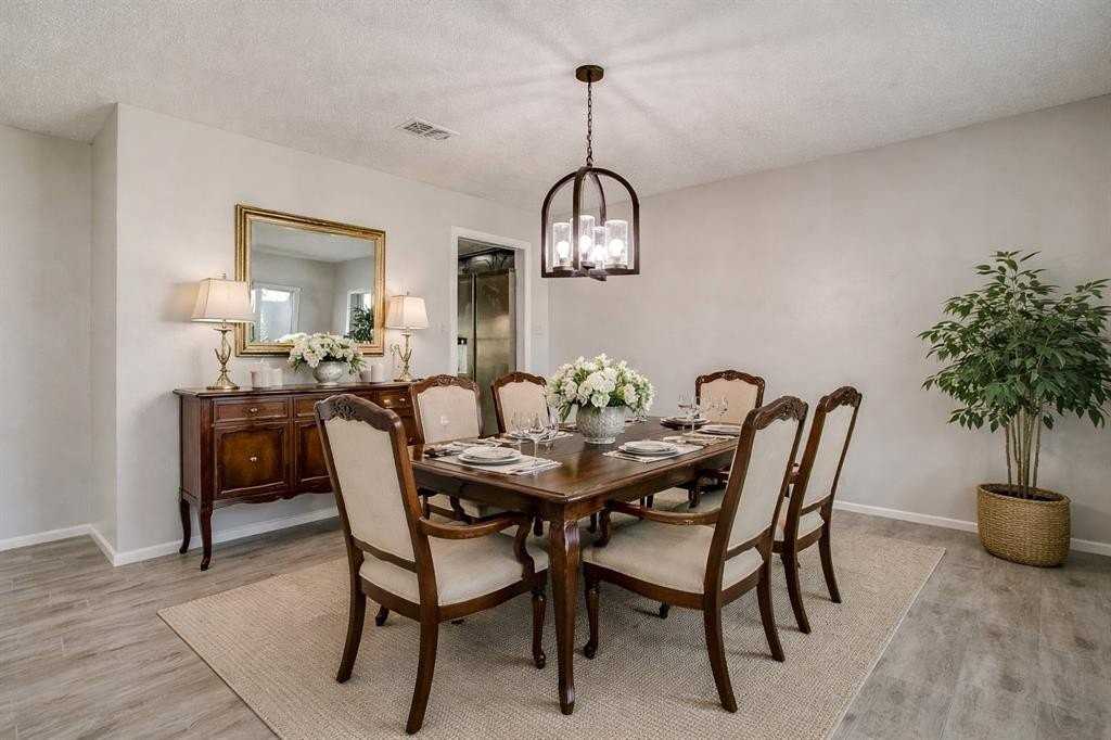 1225 Crestwood Dr - Photo 7 of 40