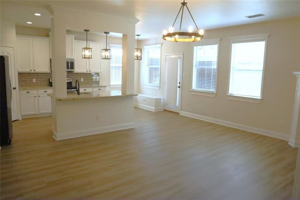 1121 Golden Eagle Ct - Photo 5 of 26