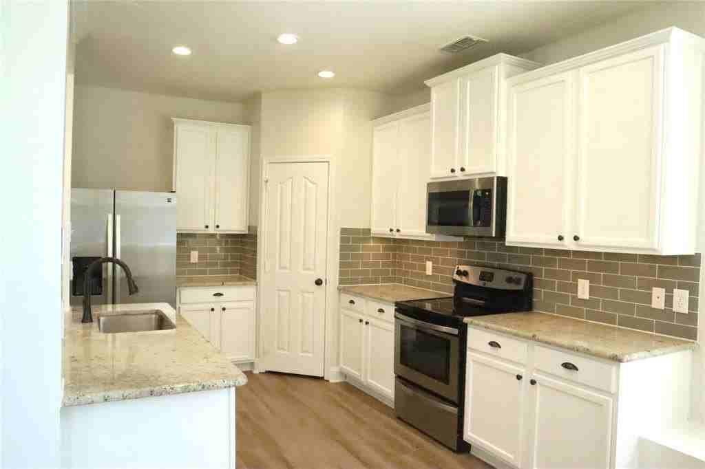 1121 Golden Eagle Ct - Photo 6 of 26