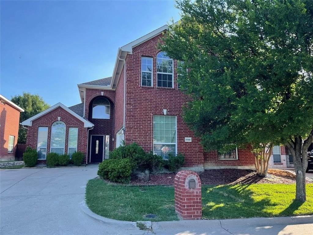 8308 Boulder River Trl - Photo 2 of 26