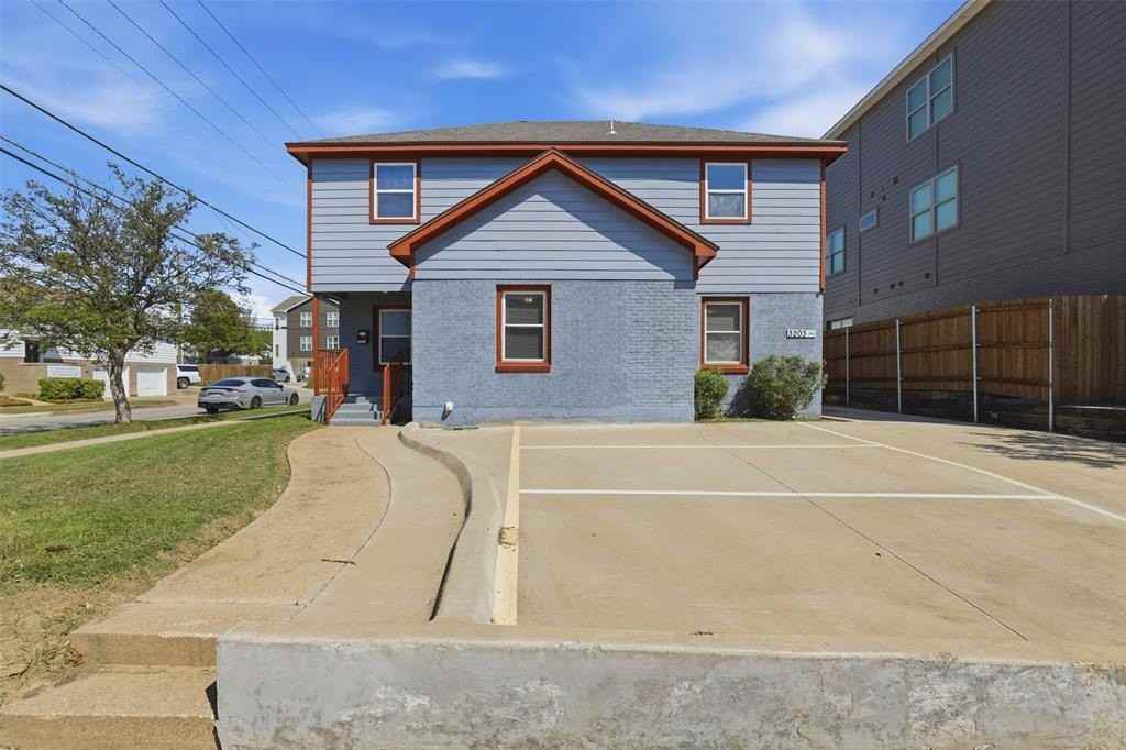 3201 Mccart Ave - Photo 2 of 35