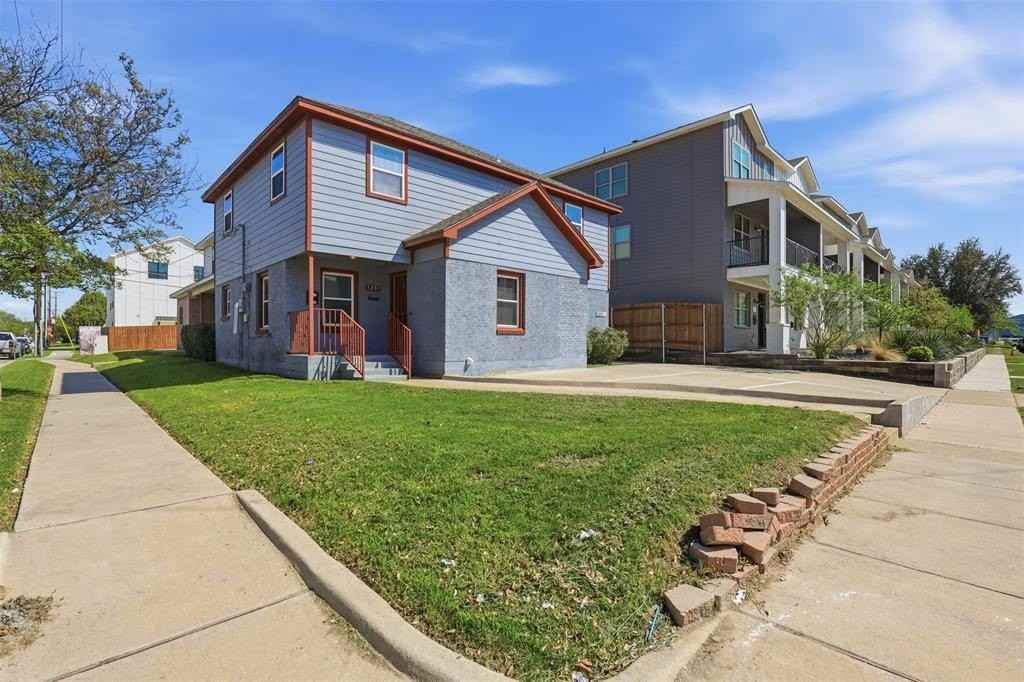 3201 Mccart Ave - Photo 4 of 35