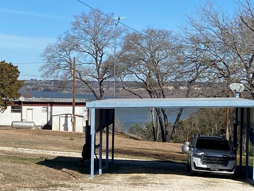 104 County Road 1296 - Photo 4 of 27