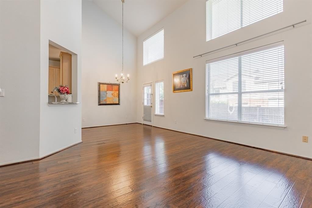 8617 Heather Ridge Dr - Photo 6 of 40