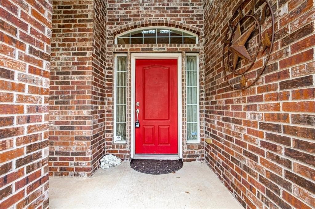 5908 Silver Buckle Dr - Photo 3 of 32