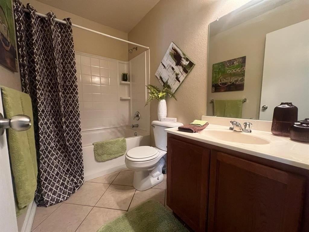 10524 Flagstaff Run - Photo 4 of 16