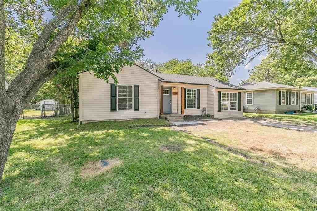 316 S 2nd St - Photo 2 of 27