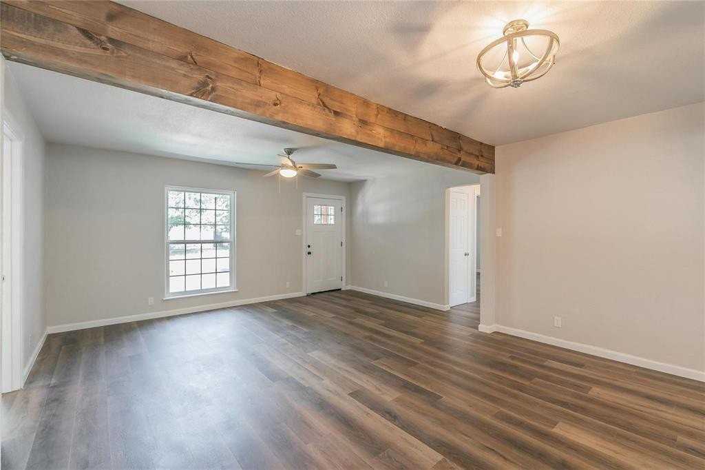 316 S 2nd St - Photo 4 of 27