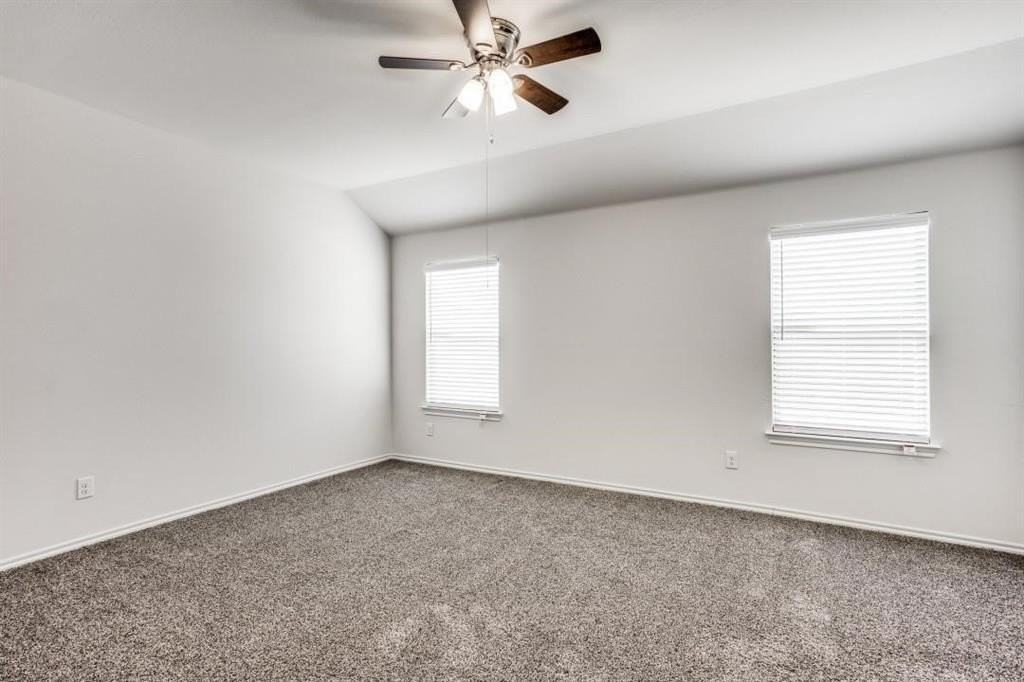 2801 Royal Acres - Photo 6 of 12