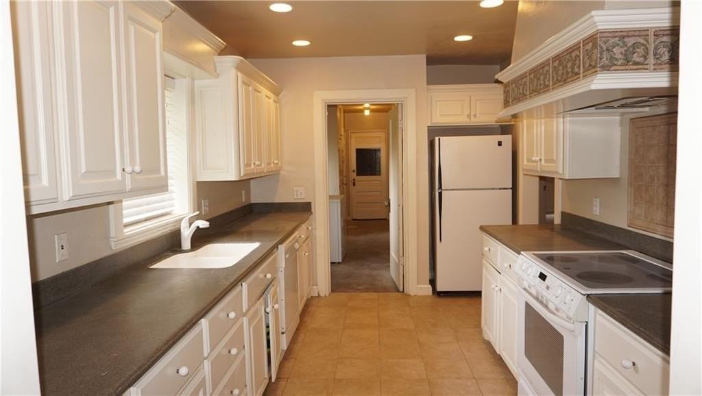 1127 Glenwood Ave - Photo 7 of 14