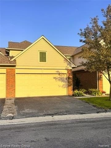 122 Legacy Park Cir - Photo 2 of 4