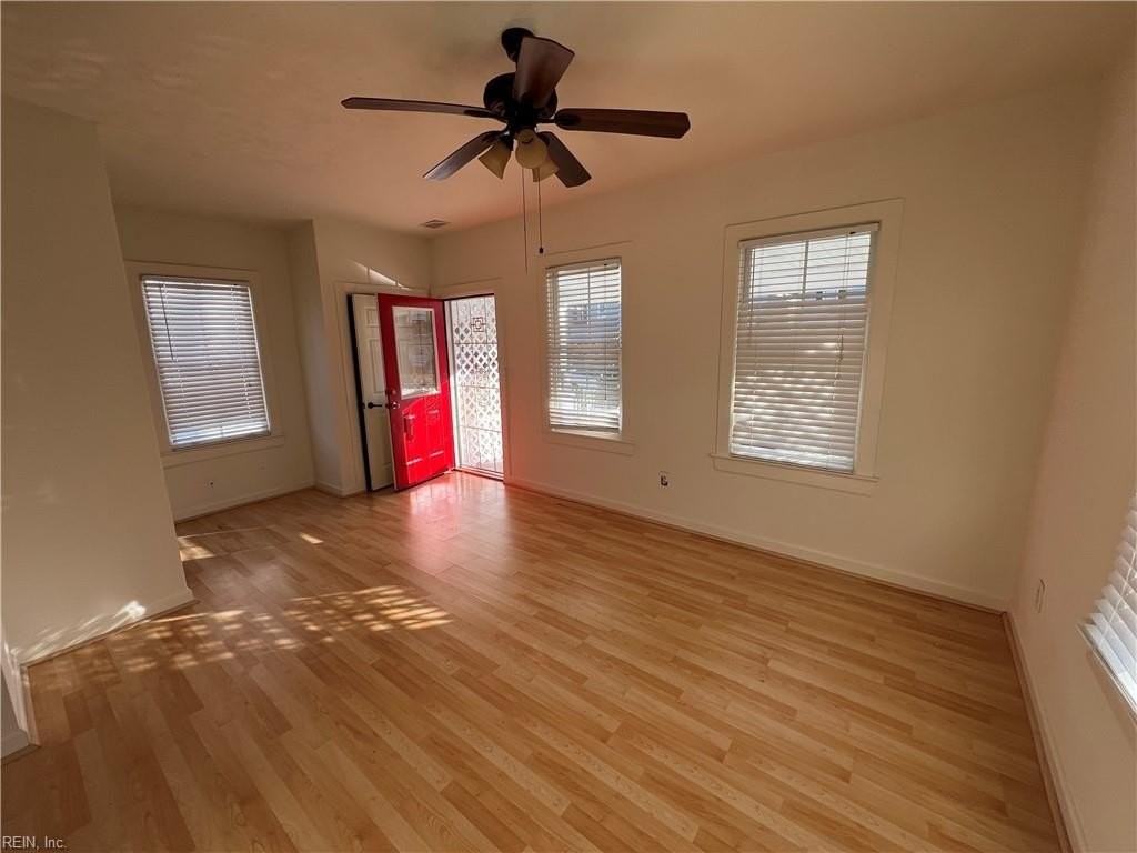 1410 Seaboard Ave - Photo 2 of 7