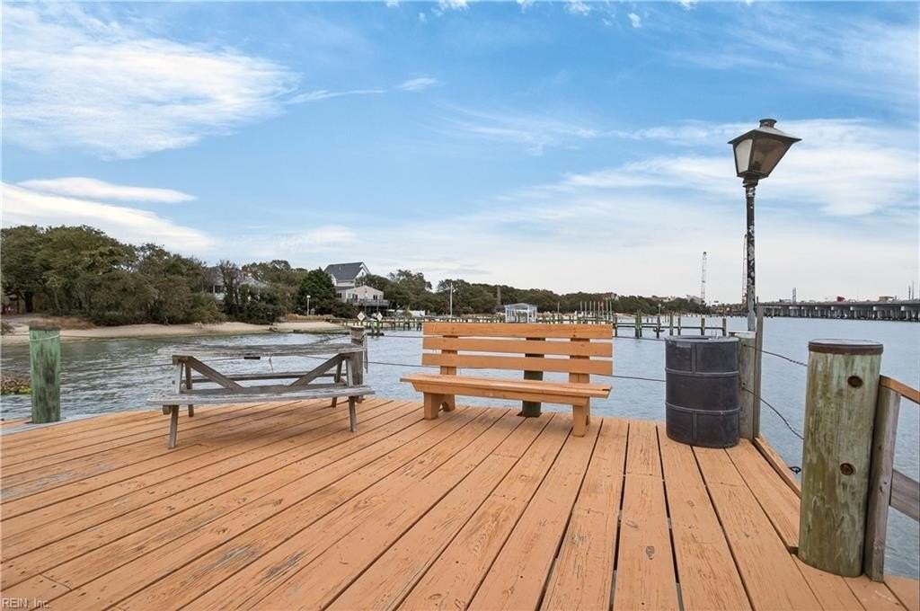 1015 Little Bay Ave #C - Photo 3 of 20